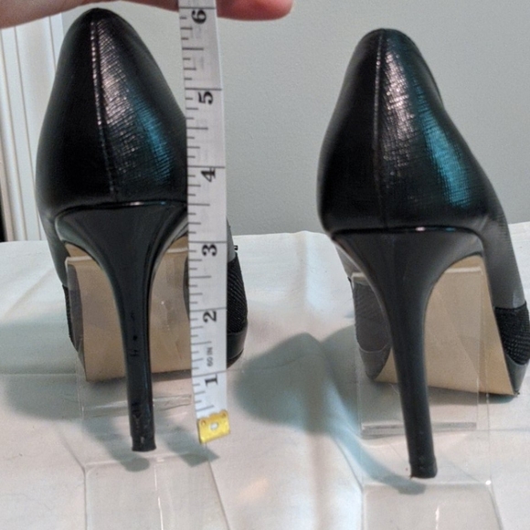 Marc Fisher black bow pumps - Picture 6 of 7